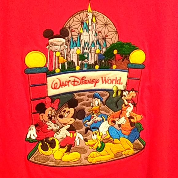 🆕 Vintage Walt Disney World T-shirt - Picture 2 of 3